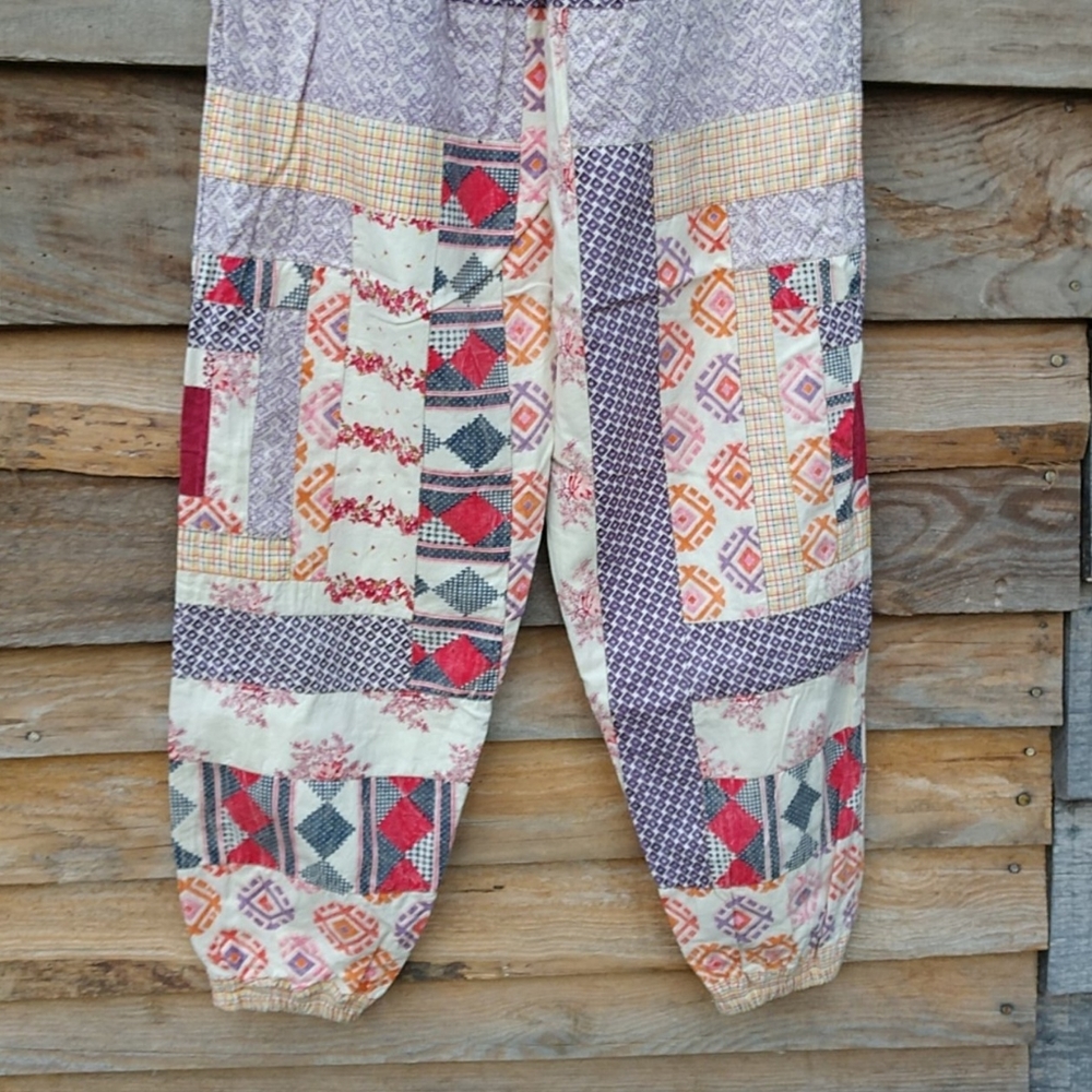 ๐ Urban Outfitters Kimchi Blue Patchwork Summit TRK Pants Small - Picture 16 of 16